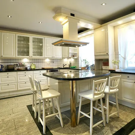 Casa de Férias Merle Mit Privatem Indoorpool