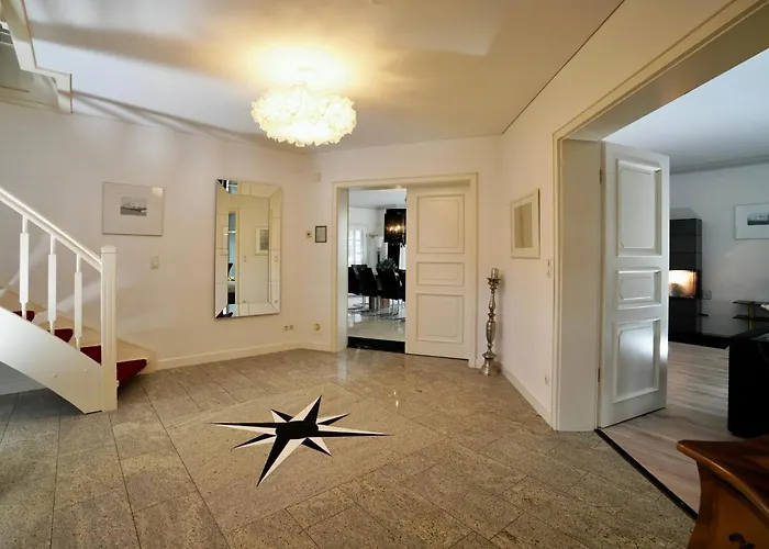 Merle Mit Privatem Indoorpool Hébergement de vacances Ruhn